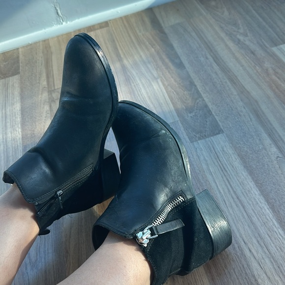 Aldo boots for sale! - Picture 3 of 3